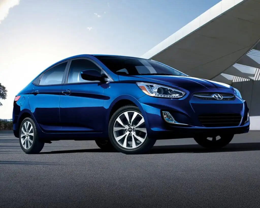 Kia Cerato — what to check when renting a car in Baku