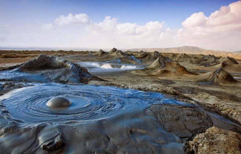 mud volcano azerbaijan