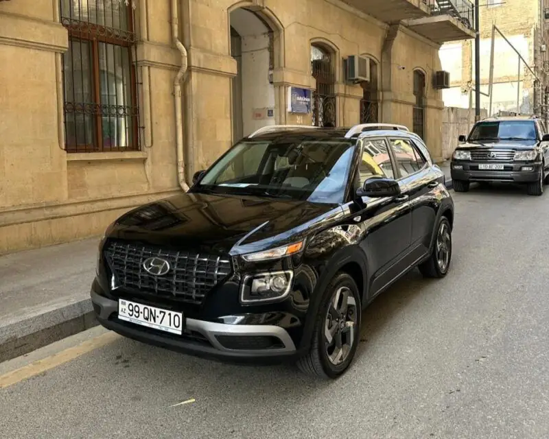 Rent HYUNDAI VENUE in Baku