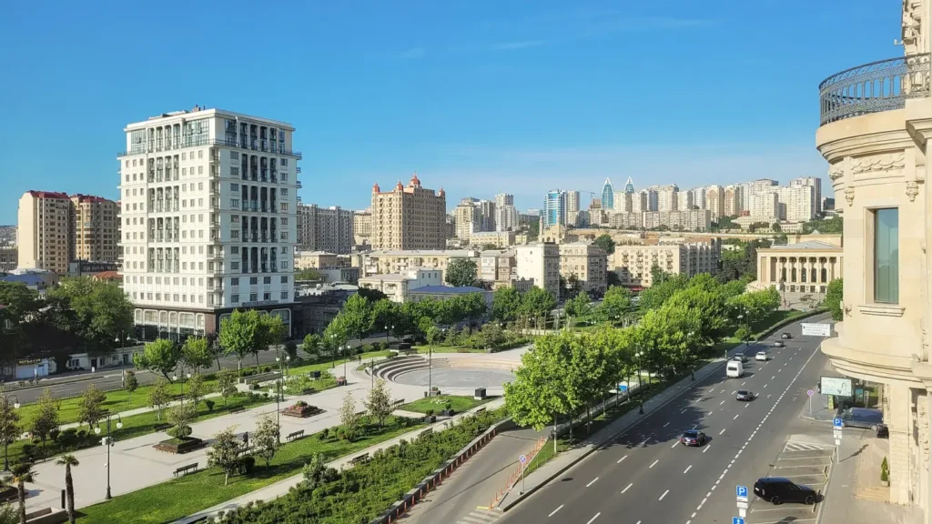 Traffic on Fuzuli Street in central Baku seen from above